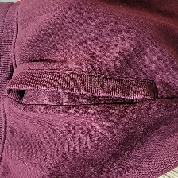 NWOT Under Armour Shorts - Picture 5 of 5